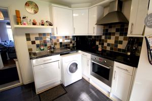 Kitchen- click for photo gallery